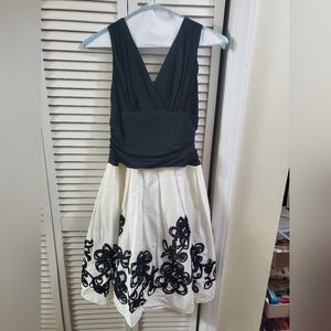 SLFashion Vintage 90s Party Dress size 12p black and white